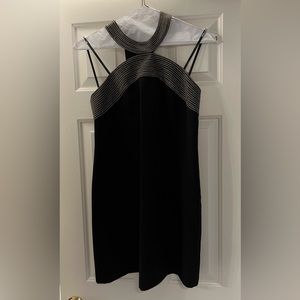 Laundry by Shelli Segal Black Dress with Embroidery - size 4